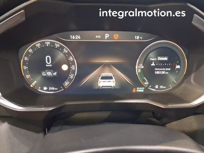 lynk-co-01-1-5-phev-7 Thumbnail