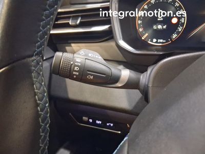 lynk-co-01-1-5-phev-13 Thumbnail