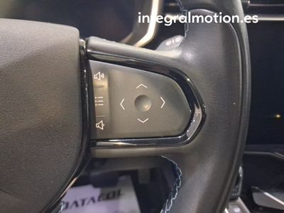 lynk-co-01-1-5-phev-12 Thumbnail