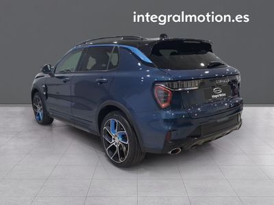 lynk-co-01-1-5-phev-3 Thumbnail
