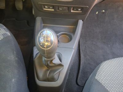 dacia-dokker-van-essential-eco-g-furg-n-derivado-de-turismo-10 Thumbnail