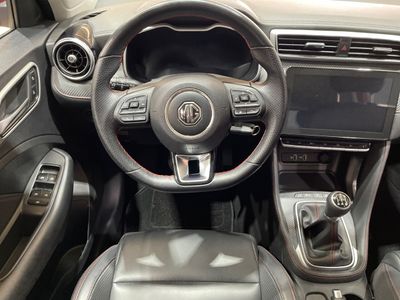 mg-zs-1-5-luxury-10 Thumbnail