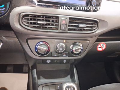 hyundai-i10-1-0-klass-15 Thumbnail