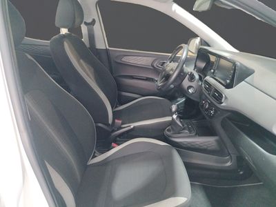 hyundai-i10-1-0-klass-8 Thumbnail