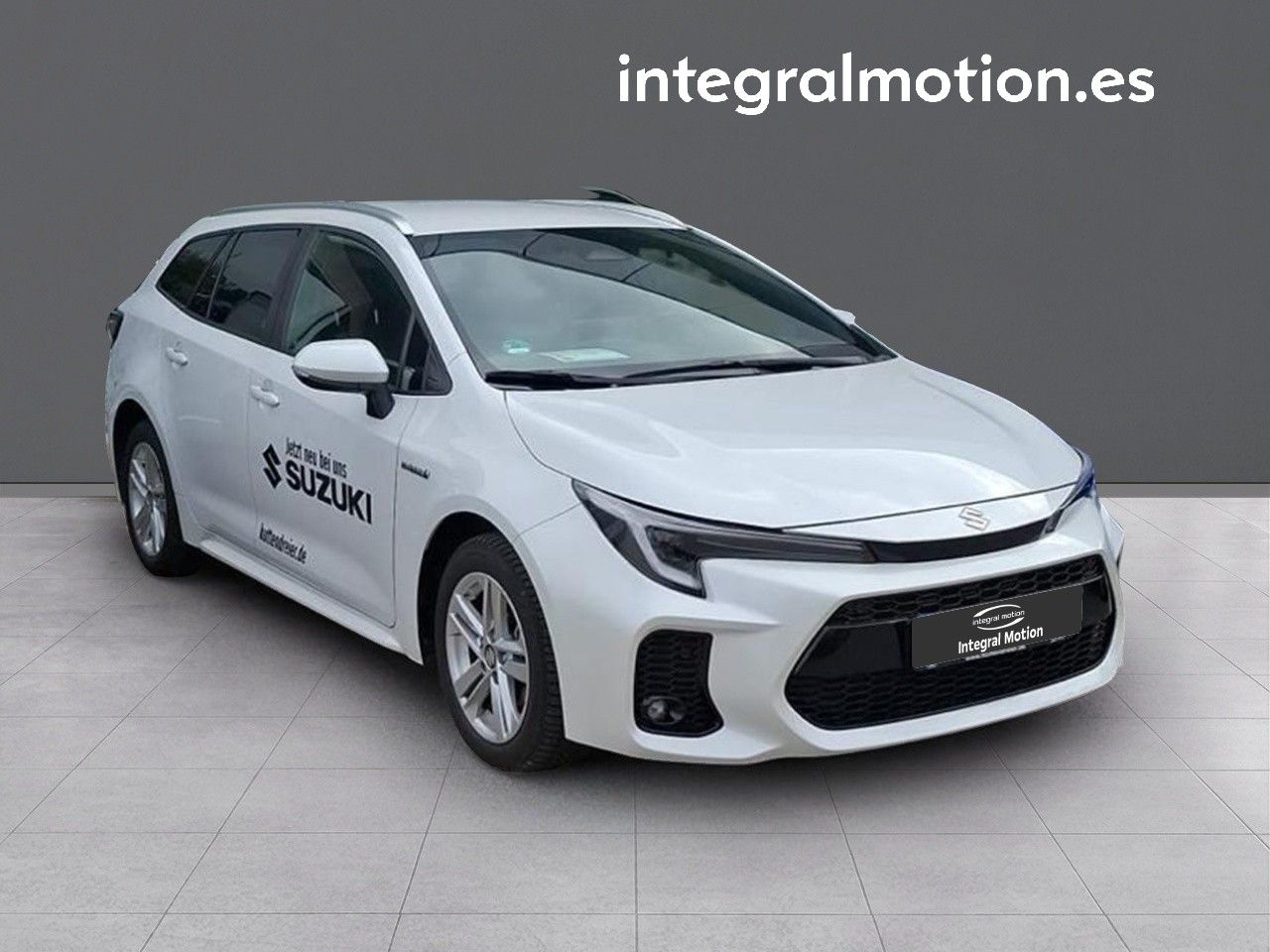 Suzuki Swace 1.8 GLX Hybrid