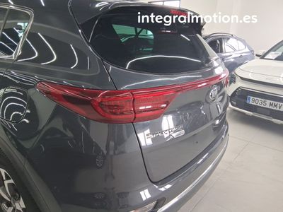 kia-sportage-1-6-mhev-drive-100kw-136cv-4x2-26 Thumbnail
