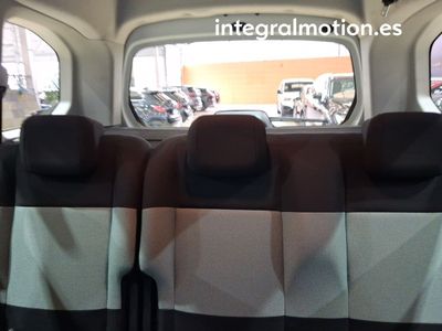 citro-n-berlingo-talla-m-bluehdi-100-s-s-feel-monovolumen-compacto-18 Thumbnail