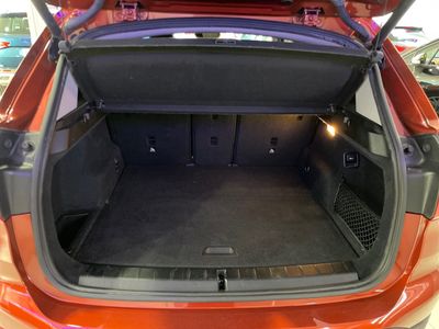 bmw-x1-sdrive18d-29 Thumbnail