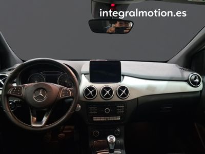 mercedes-clase-b-b-200-6 Thumbnail
