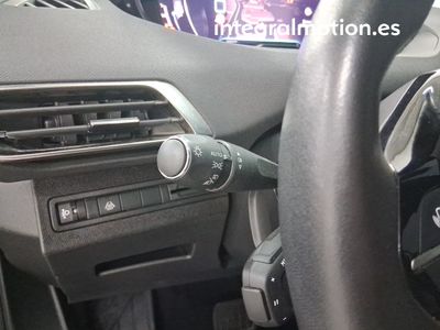 peugeot-3008-hybrid-1-2-100kw-allure-pack-edcs6-12 Thumbnail