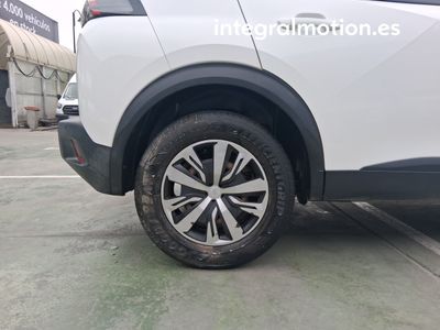peugeot-2008-active-27 Thumbnail