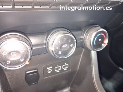 renault-clio-intens-tce-gpf-74-kw-100cv-16 Thumbnail