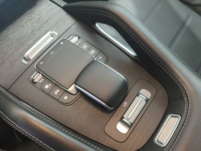 mercedes-gle-coup-gle-300-d-4matic-17 Thumbnail