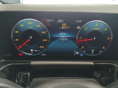 mercedes-gla-gla-200-d-7 Thumbnail