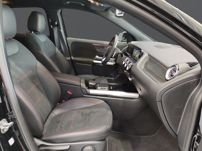 mercedes-gla-gla-200-d-8 Thumbnail