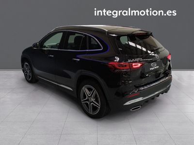 mercedes-gla-gla-200-d-3 Thumbnail