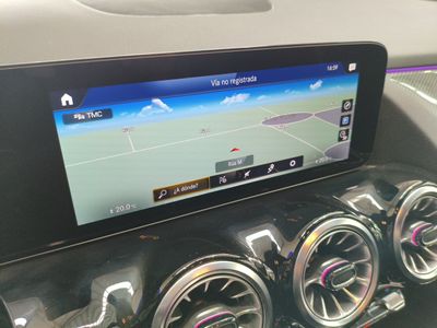 mercedes-gla-gla-200-d-14 Thumbnail