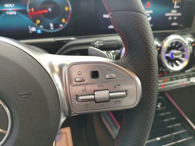 mercedes-gla-gla-200-d-12 Thumbnail