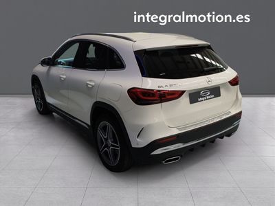 mercedes-gla-gla-200-d-3 Thumbnail