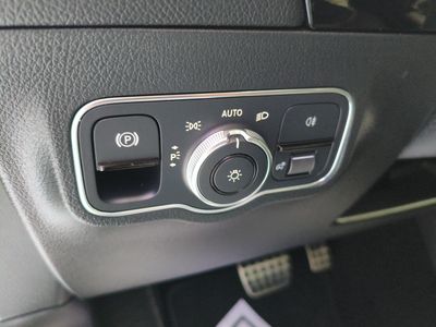 mercedes-gla-gla-200-d-13 Thumbnail