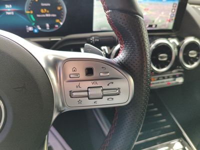 mercedes-gla-gla-200-d-12 Thumbnail