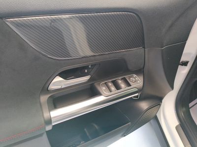 mercedes-gla-gla-200-d-31 Thumbnail