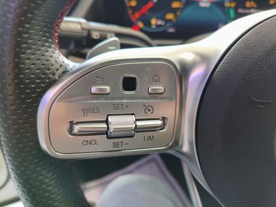 mercedes-gla-gla-200-d-11 Thumbnail