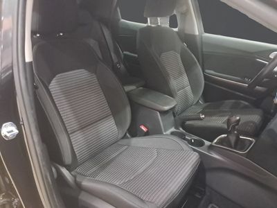 kia-xceed-1-0-t-gdi-drive-88kw-120cv-19 Thumbnail