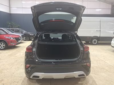 kia-xceed-1-0-t-gdi-drive-88kw-120cv-27 Thumbnail