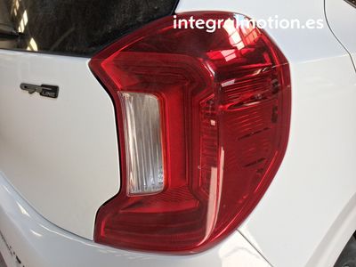 kia-picanto-1-0-dpi-49kw-67cv-amt-gt-line-27 Thumbnail