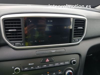 kia-sportage-1-6-mhev-business-dct-100kw-136cv-4x2-4 Thumbnail
