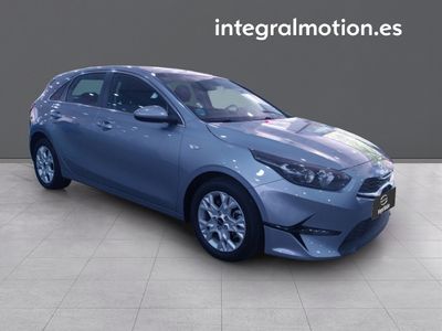 kia-ceed-1-0-mhev-88kw-120cv-drive-dct-2 Thumbnail