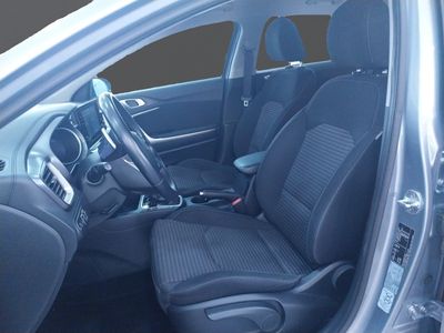 kia-ceed-1-0-mhev-88kw-120cv-drive-dct-5 Thumbnail