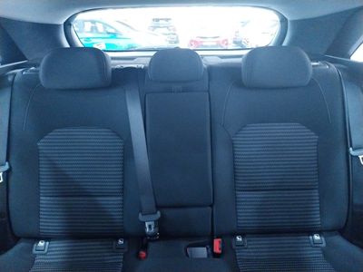 kia-ceed-1-0-mhev-88kw-120cv-drive-dct-19 Thumbnail