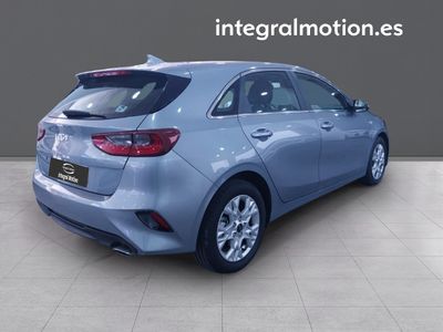 kia-ceed-1-0-mhev-88kw-120cv-drive-dct-4 Thumbnail