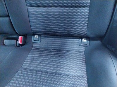 kia-ceed-1-0-mhev-88kw-120cv-drive-dct-22 Thumbnail
