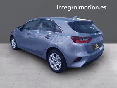 kia-ceed-1-0-mhev-88kw-120cv-drive-dct-3 Thumbnail