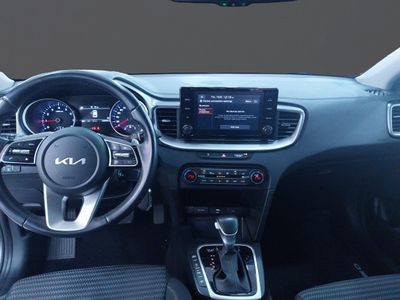 kia-ceed-1-0-mhev-88kw-120cv-drive-dct-6 Thumbnail