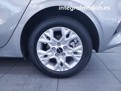 kia-ceed-1-0-mhev-88kw-120cv-drive-dct-28 Thumbnail