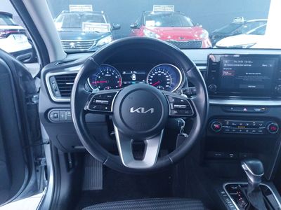 kia-ceed-1-0-mhev-88kw-120cv-drive-dct-10 Thumbnail
