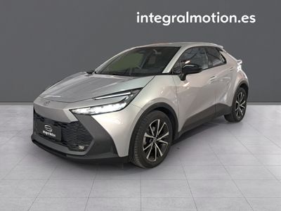toyota-c-hr-1-8-140h-advance-0