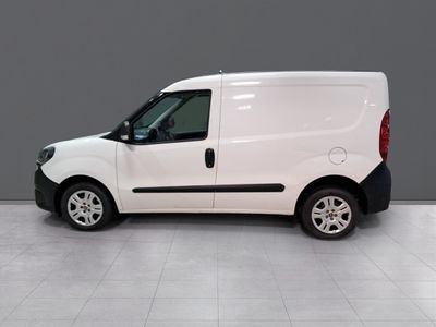 fiat-dobl-cargo-sx-1-3-mjet-70-kw-95-cv-12 Thumbnail