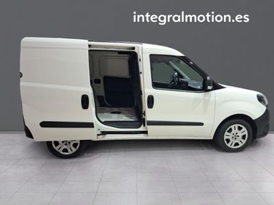 fiat-dobl-cargo-sx-1-3-mjet-70-kw-95-cv-15 Thumbnail