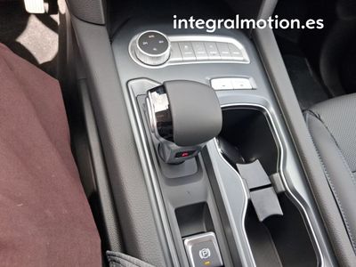 foton-tunland-g7-4wd-8at-17 Thumbnail