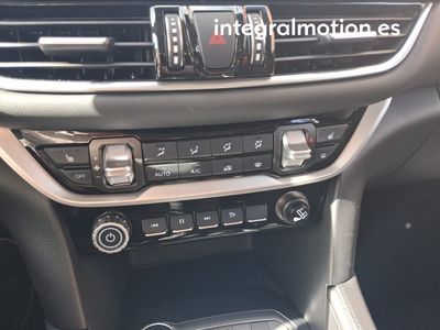 foton-tunland-g7-6mt-4x4-manual-14 Thumbnail