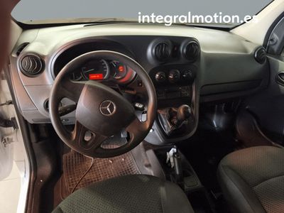 mercedes-citan-1-5-cdi-109-furgon-95cv-7 Thumbnail