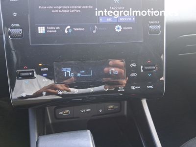 hyundai-tucson-1-6-crdi-100kw-136cv-48v-maxx-dct-16 Thumbnail