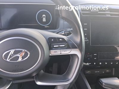 hyundai-tucson-1-6-crdi-100kw-136cv-48v-maxx-dct-4x4-11 Thumbnail