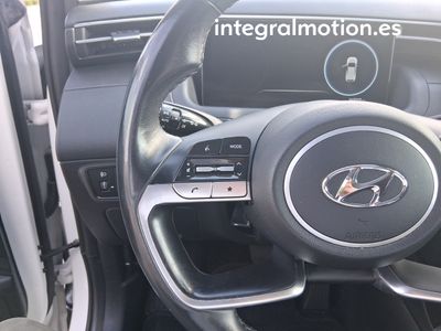 hyundai-tucson-1-6-crdi-100kw-136cv-48v-maxx-dct-4x4-10 Thumbnail