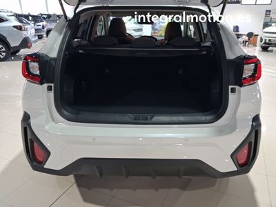 subaru-crosstrek-2-0i-hybrid-cvt-field-29 Thumbnail